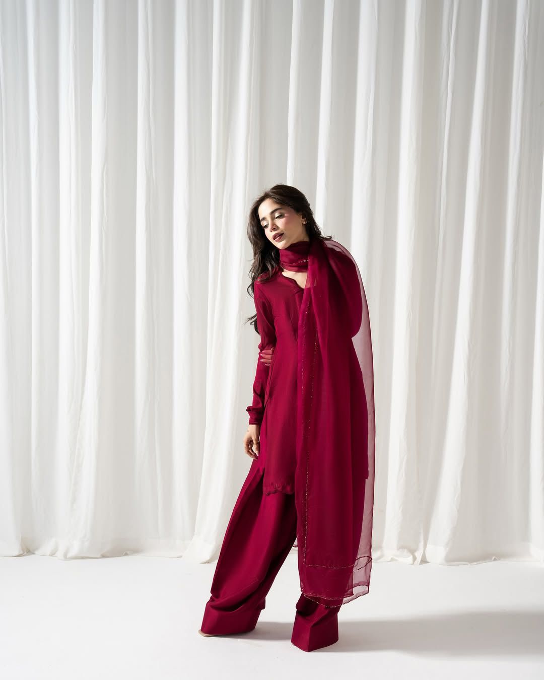 Eva embroidered silk shirt with neckline and daman work