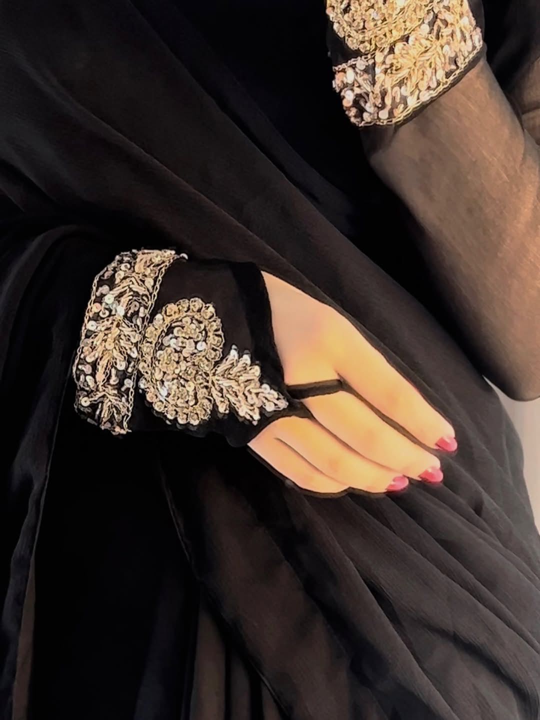 Royal Saree intricate blouse embroidery detail