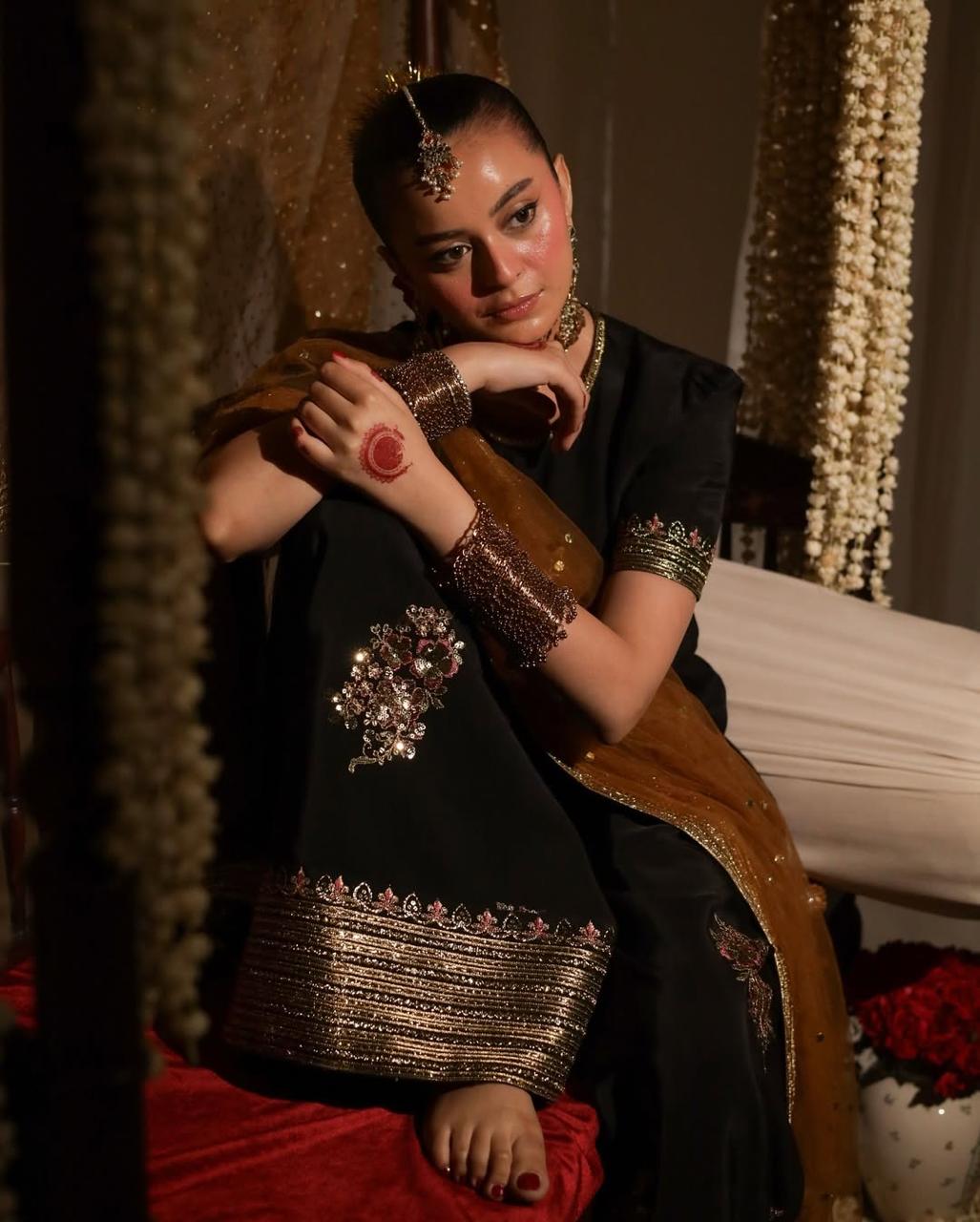 Sabroz black embroidered shirt with intricate detailing