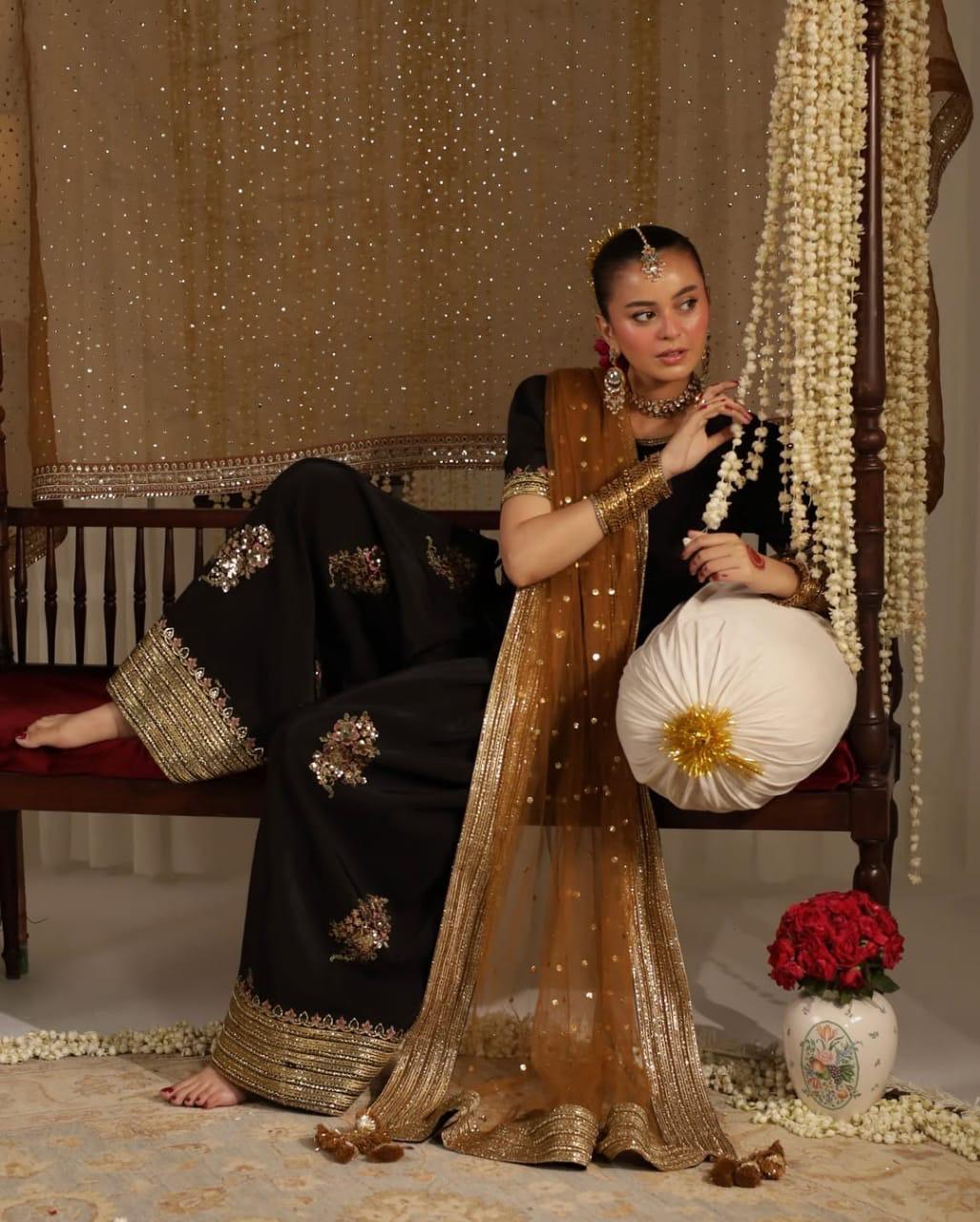 Sabroz black shirt with embroidered neckline