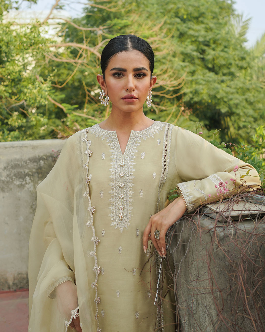 Zanara lawn shirt with seri lace accents