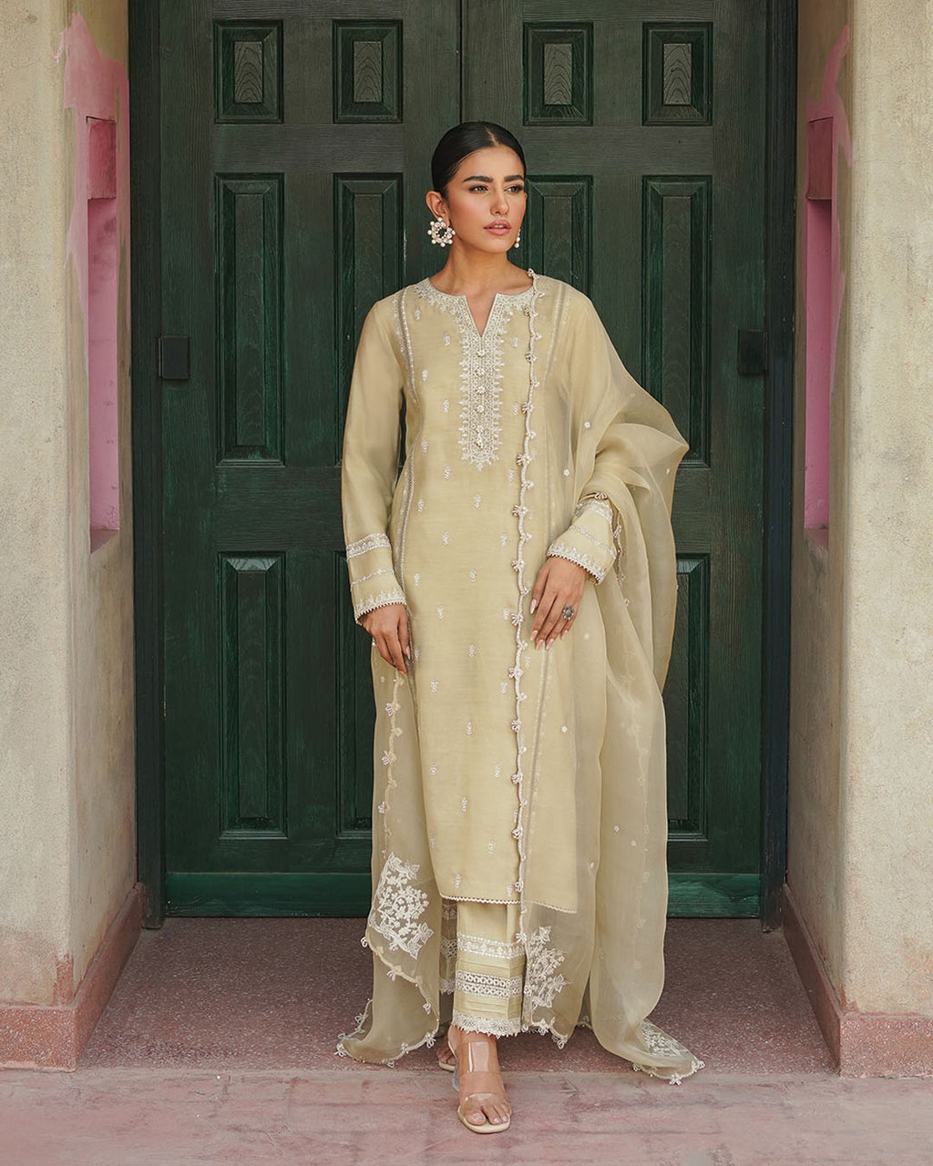 Zanara embroidered Pakistani lawn outfit