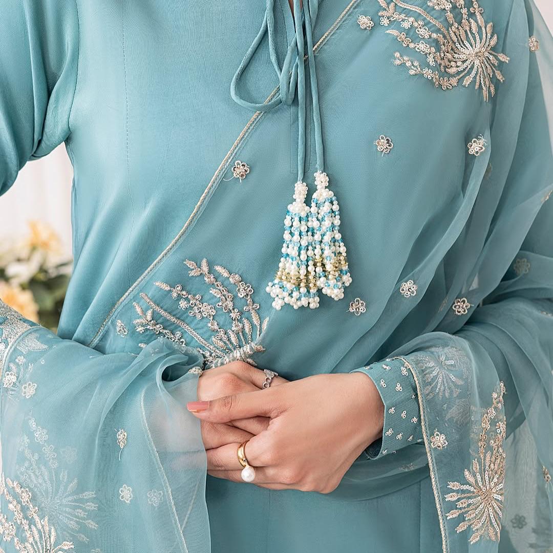 Zyrah short silk embroidered shirt